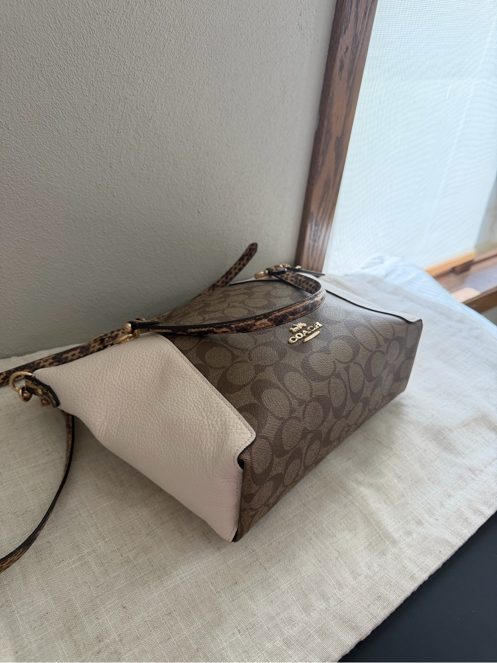 Coach Kacey White Snakeskin Satchel Crossbody Bag In Blocked Signature Canvas - Picture 8 of 15